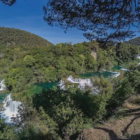 Appartement Awesome In With View Pirovac