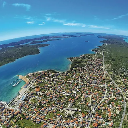 Awesome In With View *