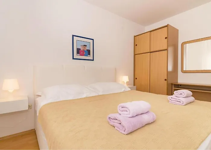 Awesome In With View * Pirovac